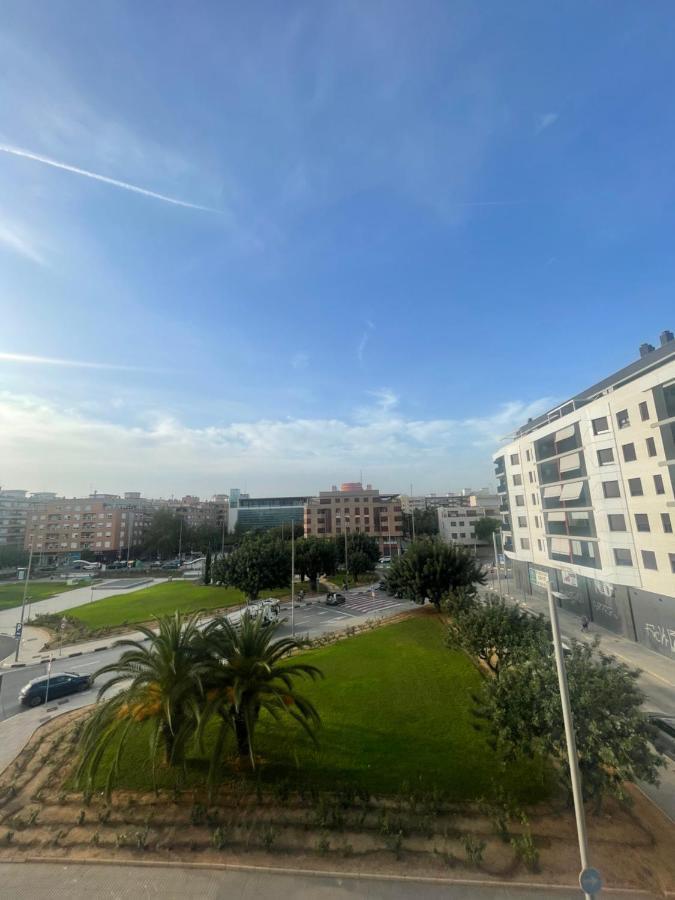 Апартаменты Apartamento Coman Av Rey Juan Carlos I Торренте Экстерьер фото