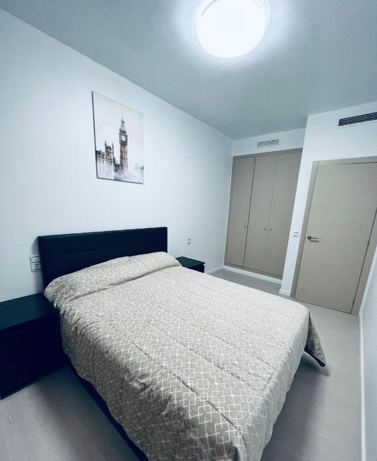 Апартаменты Apartamento Coman Av Rey Juan Carlos I Торренте Экстерьер фото